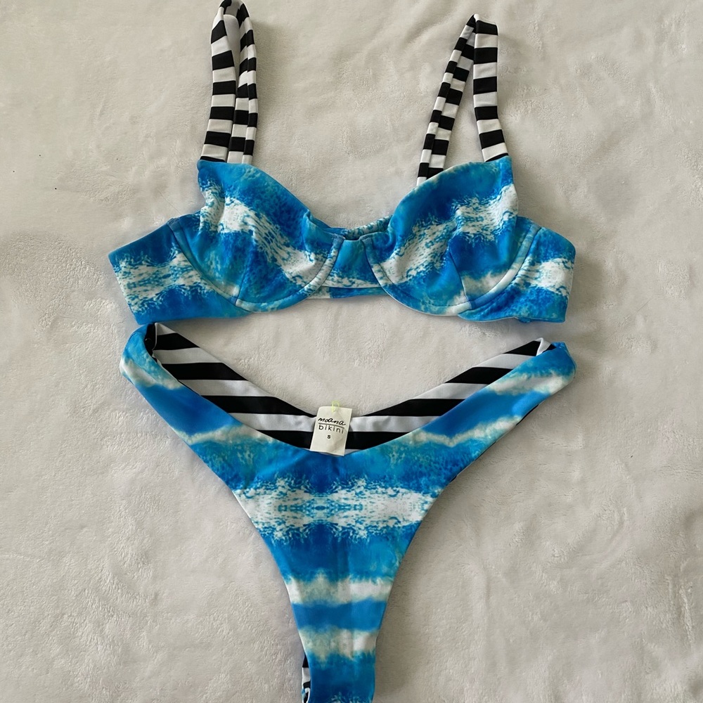 Moana Bikini Splashing Pirate Set Size S